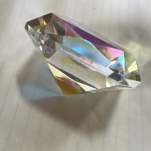 DIAMOND PAPER WEIGHT, approx 3”, some sm scuffs - Picture 2 of 5